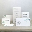 Svatební oznámení s větvičkou blahovičníku a monogramy