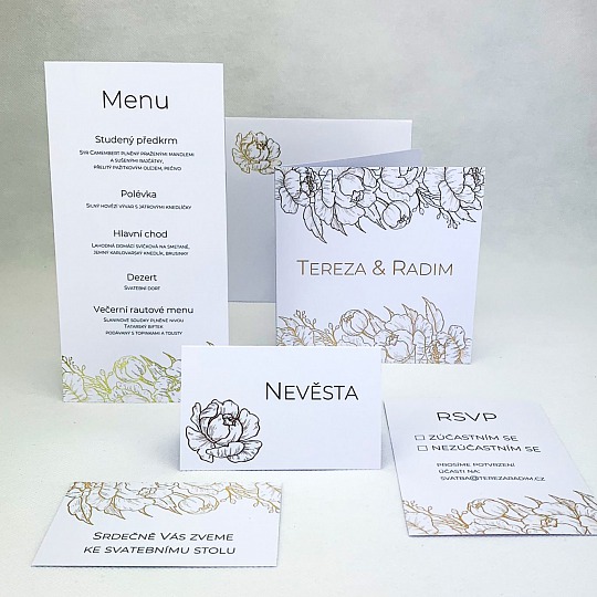 Svatební menu se zlatou ražbou květů