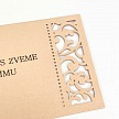 Svatební pozvánka s krajkovým výřezem 