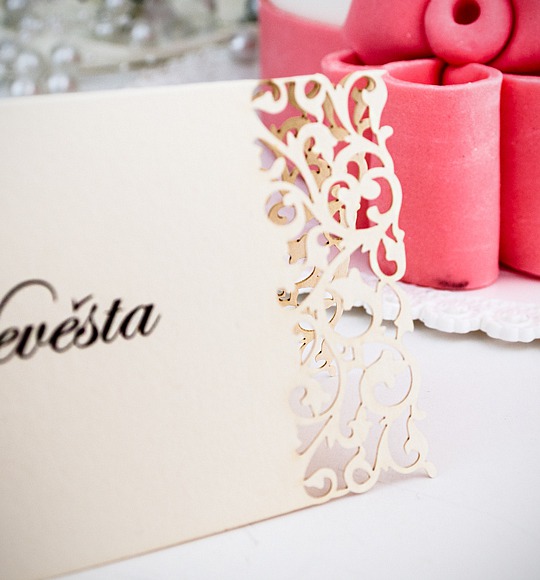 Svatební jmenovka- J977